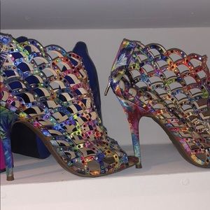 Multicolor rhinestone heels